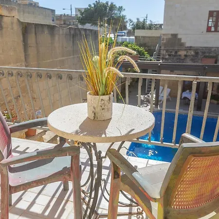 빌라 Authentic Gozitan House Sleeping Up To 21!