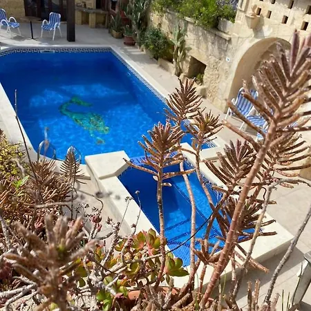 Authentic Gozitan House Sleeping Up To 21! Villa Xewkija