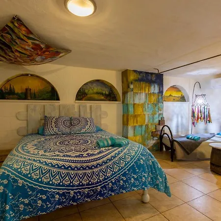 Authentic Gozitan House Sleeping Up To 21!